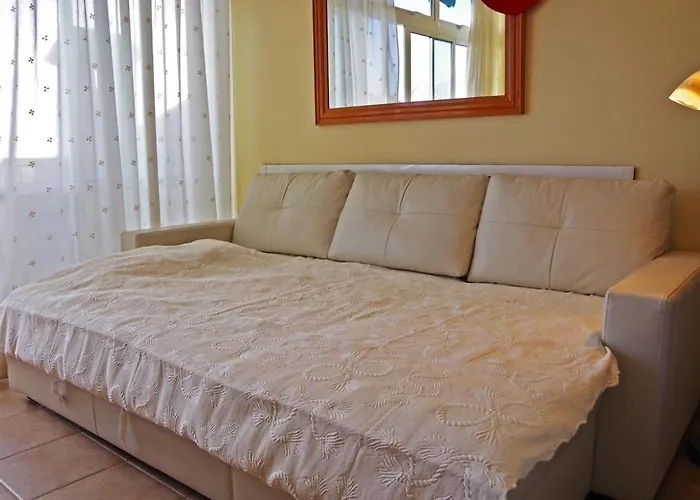 Apartment La Perla, With Seaview, Capistrano *