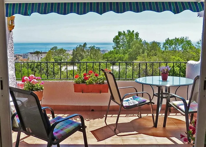 アパート La Perla, With Seaview, Capistrano ネルハ